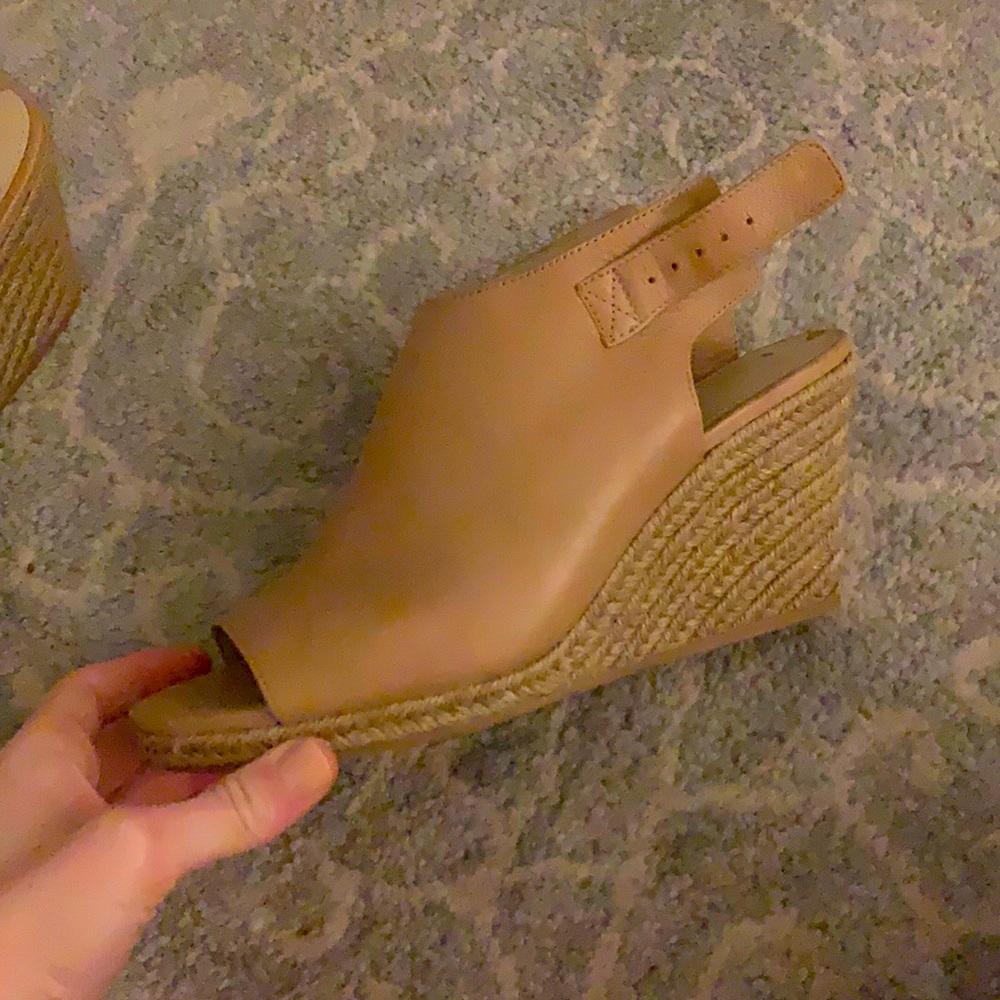 Via Spiga size 8M wedge sandals